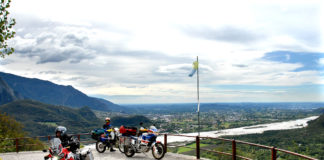 Monte San Simone mit dem Motorrad Friaul Italien Monte San Simone Africa-Twin-2016
