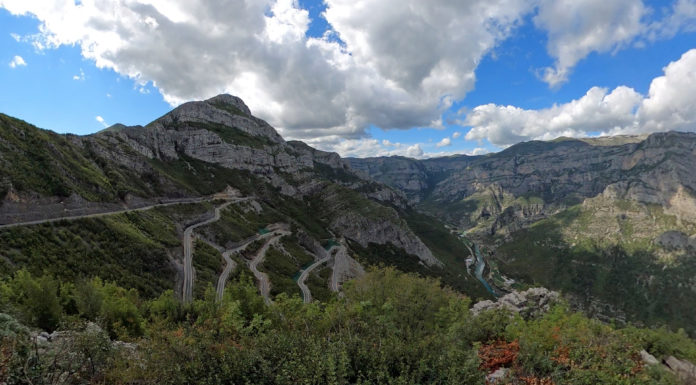 Montenegro – Albainien Cijevna Schlucht Leqet e Hotit Pass Leqet-e-Hotit-Pass
