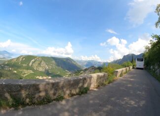 Motorradtour über die Serpentinen von Kotor