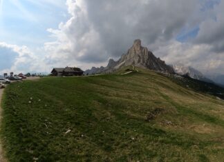 Dolomitentour Passo di Giau Falzaregopass & Valparolapass