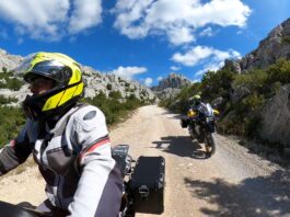 Motorradtour Kroatien Mali Alan Oštarijska Vrata Aussichtspunkt auf die Insel Pag